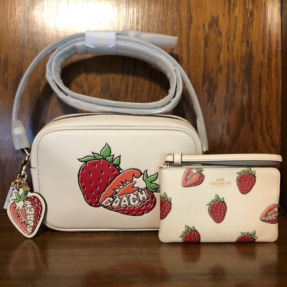 NWT-Coach-SET-Strawberry🍓Print-Jamie Camera Bag, Corner Wristlet & Keychain-$473